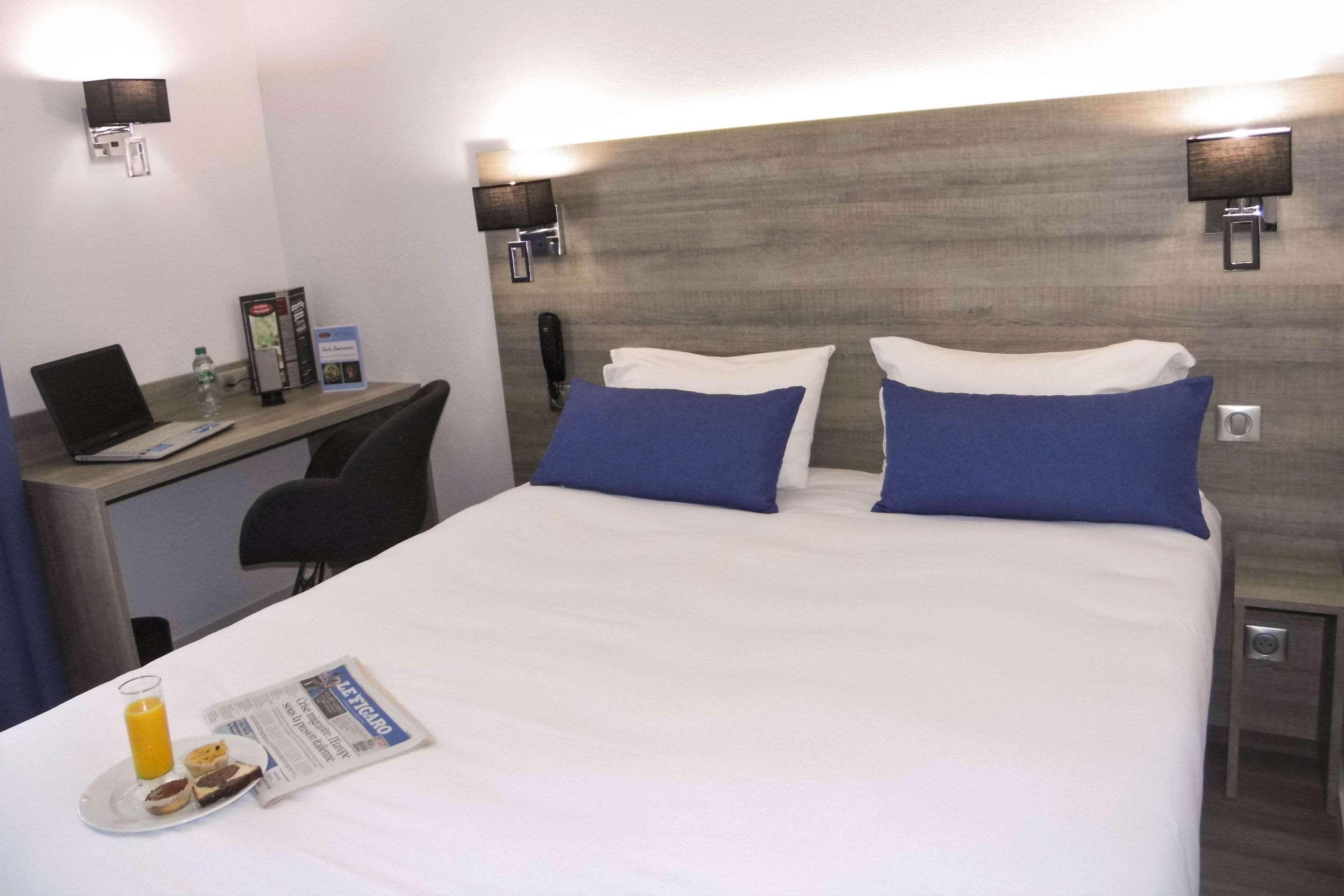 Hotel Le Circuit Le Mans Eksteriør billede