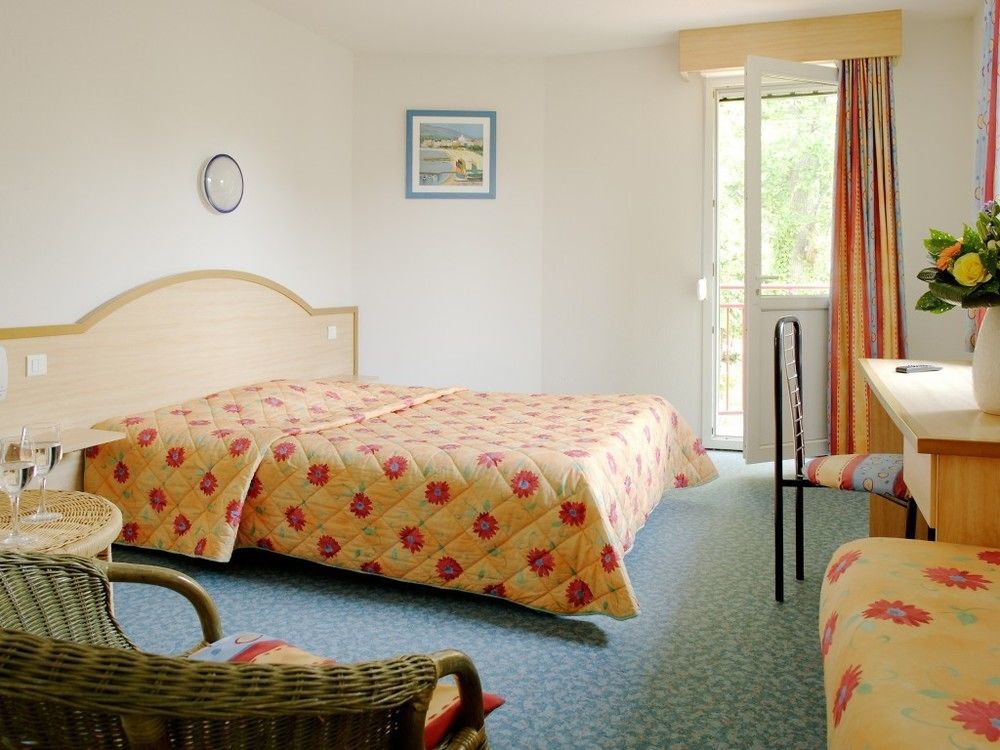Hotel Le Circuit Le Mans Eksteriør billede